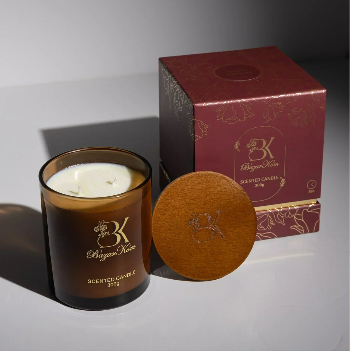 Scented candle in a decorative glass jar ليمون جراس - شمعة
