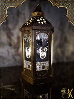 Metal and glass Ramadan lantern for festive home decoration فانوس رمضان مصنوع من المعدن والزجاج